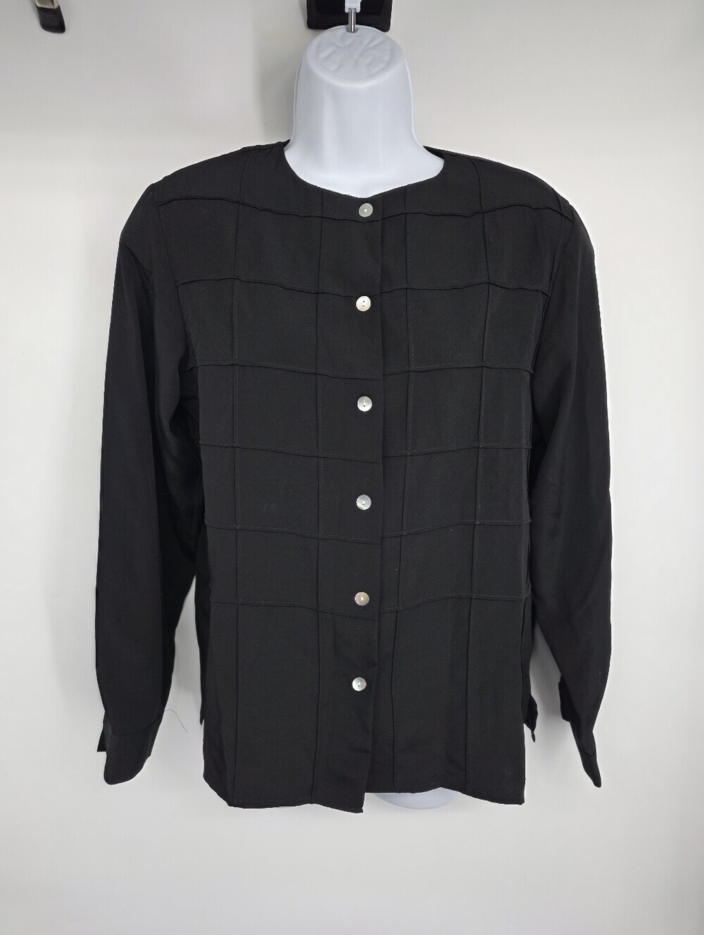 Jordan Vintage Black Grid Pintuck Pleated Blouse Size 8